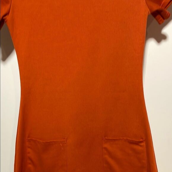 PrettyLittleThing Orange Mini Dress - Picture 3 of 10